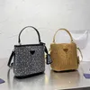 Prades crossbody totes handväskor axelväska bling kvinnor lyxiga kvällskoppling kristall utsmyckade diamant hink plånböcker 221210