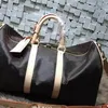 2018 NIEUWE FASHIER MEN Women Travel Bag Duffle Bag Merk Designer Bagage Handtassen Grote capaciteit Sporttas 62cm214W