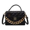 2022 Nya koreanska kv￤llsp￥sar Checker One-Shoulderbag Letter Chain Crossbody V￤ska m￥ngsidig kvinnors mobilv￤ska