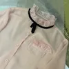 Kvinnors blusar damer elegant rosa rufsade långärmad skjorta sexig casual bowknot sömmar högkvalitativ topp 2022 tidig höstprodukt