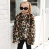 Kurtki T0802 Europa i Ameryka Moda Lopard Faux Fur Płaszcz Krótka kurtka dla dzieci Autumn Winter Girl