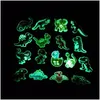 Schoen Onderdelen Accessoires Moq 50Pcs Fluorescerende Croc Jibz Charms Dinosaur Cartoon Lichtgevende Charm Gespen Decoraties 2D Pvc Glow In T Dhvm3