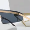 2023 Solglasögon för kvinnor och män Summer 3167 Stil Anti-ultraviolet Retro Plate Square Full Frame Black Gold Gradient Grey Lens Fashion Gelgasses Random Box