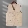 M￤ns v￤star v￥ren Autumn Man Casual Vest med multifunktionsfickor Design Waistcoat Man V-ringning Herringben Gilets m￤n Leisure 2022