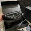 女性デザイナーショルダーバッグLoulouファッション本革のクロスボディスクエアファットチェーントートバッグハンドバッグ豪華な女性財布財布パフ