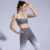 Outfit da yoga Salspor Women Energy Sports Sports Bras Bras High Trast Top Fitness Gitching Ombre Get Up Brassere Running Brassere