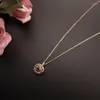 Chaînes Anti-allergie et non-décoloration 100 langues Je t'aime Projection Pendentif Collier de clavicule en acier titane