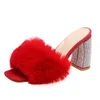 Nxy sandales pantoufles pantoufles en laine surdimensionnées pour femmes chaussures pour femmes mot de mode pantoufles en strass à talons hauts pour femmes 221214