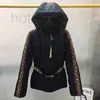 Mujer Down Parkas Diseñador Chaqueta para mujer Prakas clásicas Abrigos de moda de invierno con cinturones de sombrero Patrón de letras Ropa de abrigo de alta calidad IGWX