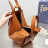 Borsa Loewss Hammock Borsa firmata da donna Borse moda a spalla singola Borse a tracolla diagonali portatili in pelle Borse tote di lusso da donnaAlta qualità