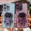 Lüks Glitter 3D Astronot Glitter Kickstand Telefon Kılıfları İPhone 11 12 13 Pro Max X XS XR 7 8 Plus SE 11PRO 13PRO Tasarımcı Electoplate Clear Cover