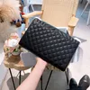 Sac messager de mode noir de qualité supérieure avec bandoulière croisée pour dames de luxe surdimensionné à carreaux avec enveloppe vintage petite épaule 2820