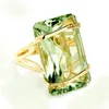 Anéis de casamento vintage feminina de cristal verde anel de pedra clássica no engajamento de cores de ouro clássico zircão quadrado para mulheres