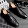 Marchio di lusso British Pointed Black Crocodile Pattern Shoes For Men Designer Wedding Dress Homecoming Business Flats Footwear