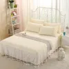 Set di biancheria da letto Lenzuolo copriletto in pizzo con gonna da letto in cotone super morbido per la decorazione di nozze Elegante copertura 2 pezzi Federa