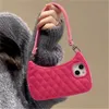 Casi caldi Cassa del telefono della borsa della borsa del reticolo del diamante alla moda coreana 3D per iPhone 14 13 12 Pro Max 11 Borsa sotto le ascelle di lusso Custodia morbida antiurto