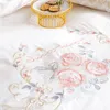 Ensembles de literie Linge de lit en coton Fleurs rouges Broderie Couvre-lit Housse de couette Drap de lit Taie d'oreiller 4pcs Set