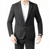 Ternos masculinos Business Black Stripes Men Suaço sob medida 2 peças Calças Blazer