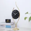 Tischuhren Europäischen Stil Gold Eisen Desktop Uhr Kreative Sockel Wohnzimmer Studie Pendel Ornamente