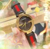 Luxe mode dames kwarts horloges kleine bijen g vorm vrije tijd ijstaal hiphop bling cadeau populaire misdaad premium eenvoudige elegante vintage minimalistische vrouwelijke klokwacht