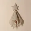 Baby Towels Towels Hand Brinquedos de boneco Dormindo mastigar gaze Cotton Star Moon Doll Soothe Apfease Bibs Saliva Handkerchief Security Cobertores de seguran￧a BC221