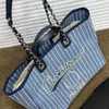 French Stripe Denim Holiday Totes Bags Women Quilted Shopping Wallets Silver Metal Hardware Chain Shoulder Large Capacity Handbags Designer Beach Crossbody Bag