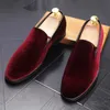 New Gentleman Velvet Pointed Toe Flat Casual Shoes Black Green Red Wedding Dress Groom Driving Loafers Mocassins Homecoming