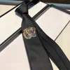 디자이너 Mens Necktie Luxury Tiger 자수 넥타이 비즈니스 맨 비즈니스 넥타이 패션 넥타이 클래식 브랜드 수제 넥타이 웨딩 액세서리