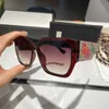 Повседневные солнцезащитные очки с большими рамами мужчинами дизайнерские спортивные очки женщины с цветочными отпечатками солнечные очки с Box2150271