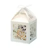 Present Wrap 50st Roses Cut Favor Candy Box med band Bruddusch bröllopsfest gynnar