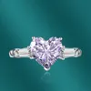 New Band Rings Luxury Pink Heart Shaped Cubic Zirconia Ladies Wedding Proposal Engagement Ring Love Gift Fashion Jewelry