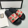 2024 Designer tofflor gummi Slide Brand Luxury Home Bedroom Sandal Womens Red Flower Black Hole Tiger Snake bekväm fashionabla 747