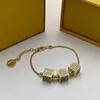 Pulseras de diseñador de moda para mujer, joyería de marca de lujo de alta calidad, letras clásicas, pulsera de diamantes brillantes dorados