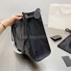 Nyhetsuppsättning Äkta läder V Shape Klaffar Kedjeväska Handväskor Lyxdesigner Shoulder Pläd Kedjeväskor Messenger handväska Shopping Tote