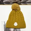 قبعة صوفية شتوية منسوجة بدون غطاء للرأس للسيدات سميكة متماسكة سميكة ودافئة من الفرو الصناعي