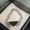 Luxurys Designer Necklace Bracelet Classic Letters رائعة صنعة ذاتية شخصية أزياء تريند تريندز للرجال والسيدات