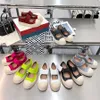 Yeni gündelik ayakkabı platformu Mary Jane Heels kadın loafers pompalar ayakkabı tasarımcısı moda lüks deri düz topuk toka siyah kahverengi mavi tfactory ayakkabı 35-40 kutu