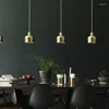 ペンダントランプノルディックベッドルームベッドサイドライトモダンなシンプルなランプダイニングルームのキッチン照明器具のための家の装飾