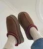 2022 NOWOŚĆ FASHE WOMENS Slippers Fur Slajdes Classic Ultra Mini Platform Bot Tasman Slip-On Bott Bott Zamieszanie wełni