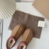 2022 NOWOŚĆ FASHE WOMENS Slippers Fur Slajdes Classic Ultra Mini Platform Bot Tasman Slip-On Bott Bott Zamieszanie wełni