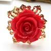 Röd harts Rose Flower Servett Ring Hotel Wedding Decor Metal Servin Buckle Festival Party Banquet Table Decoration Ring Holder BH8162 TYJ