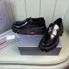Mocassins casuais de designer Monolith, sapatos masculinos, tênis de sola grossa, preto, branco, mocassim de couro brilhante, tamanho 38-44 l2