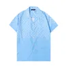 22SS Роскошные дизайнерские рубашки Мужские модные геометрические классические печати черная рубашка для боулинга Hawaii цветочные повседневные рубашки мужчины Slim Fit с коротким рукавом