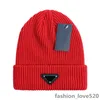 Tasarımcı Kış Örgü Beanie Yün Şapka Kadınlar ve Erkek Tıknaz Örgü Kalın Sıcak Sahte Kürk Pom Beanies Şapkalar Kadın Bonnet Beanie Cap223a