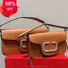 Bolsas de grife 2023 Novas bolsas pequenas quadradas Tofu Bacchus Moda Feminina Handheld Crossbody Chain Tote Bolsas de venda direta da fábrica Bolsas femininas Promoção