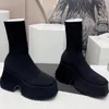 2022 Designer-Damen, luxuriös, hoch, Stretch-Sockenstiefel, klassische Mode, Fliegengewebe, dünnes Bein, Stretch-Stiefel, Herbst-Winter-Damen-Schaumstoff, dicke Sohle, Schlauchstiefel, Schuhe, Größen 35–40