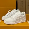 Дизайнерские кроссовки Fashion Louisity Trainer Sneakers Женщины мужчины роскошная спортивная обувь Chaussures повседневная классическая кроссовка viutonity Женщина fdgcx