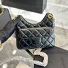 23C damska projektant rogalik torby Hobo wosk olejowy skórzana czarna torebka z monetą odznaka urok złoty metalowy sprzęt Matelasse łańcuch Crossbody torebki na ramię 19 CM/23 CM