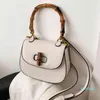 Handbag na moda moderna deste ano super quente feminino inseado nicho de alto grau mensageiro verão portátil small square fábrica saída