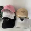 Diseñador Triángulo invertido Estándar Gorra de béisbol con corona dura Moda para hombres y mujeres Gorras con visera informales Viajes coreanos Protección solar para todo el partido Sombrero para el sol